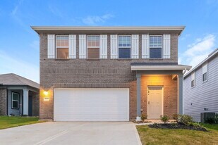 15330 Abella Drive in Conroe, TX - Building Photo