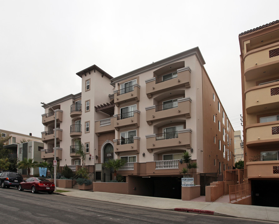 Armacost Colony in Los Angeles, CA - Building Photo