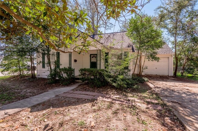 property at 1415 22nd St