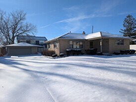 503 Lake Ave in Downers Grove, IL - Building Photo