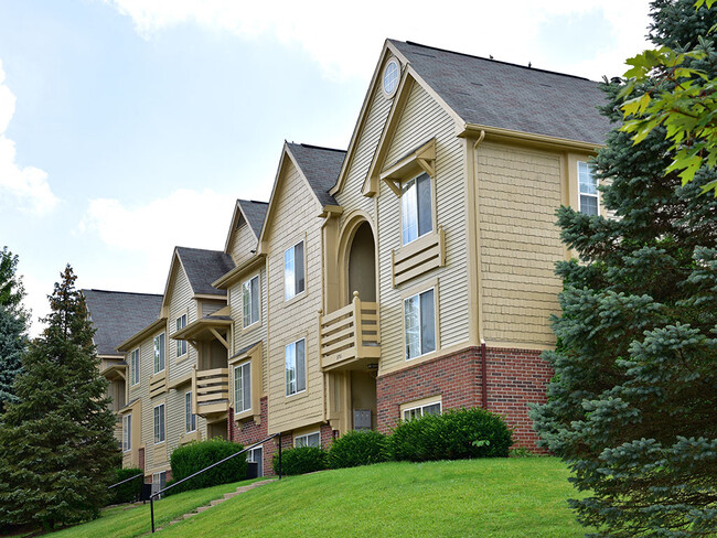 Timberlane Apartments in Peoria, IL - Building Photo - Building Photo