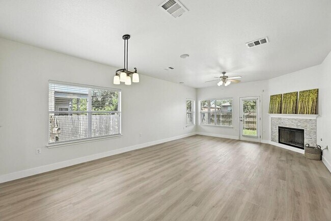 11116 Liberty Farms Dr in Austin, TX - Building Photo - Building Photo