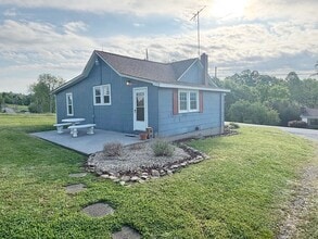 2727 Barkshed Rd in Maryville, TN - Building Photo - Building Photo