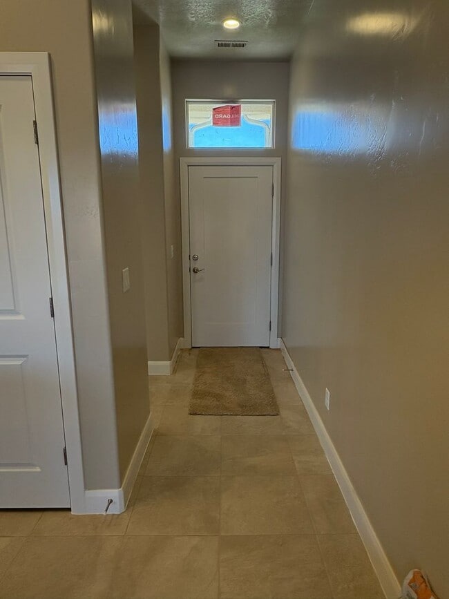 3044 E 590 N in Hurricane, UT - Building Photo - Building Photo