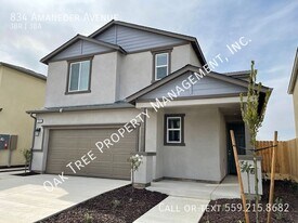 834 Amanecer Ave in Clovis, CA - Building Photo