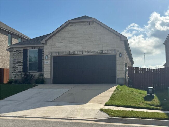 property at 3919 La Contenta Ln