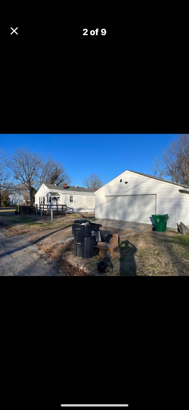 315 E Westover Ave in Colonial Heights, VA - Building Photo - Building Photo