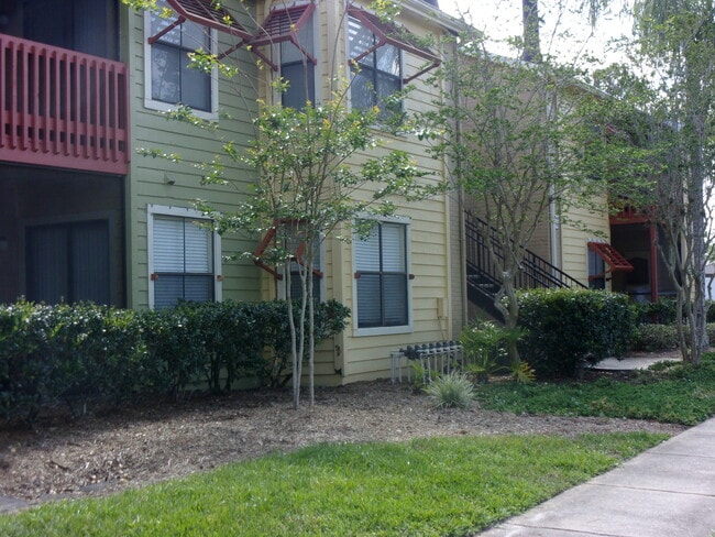 3716 Idlebrook Cir