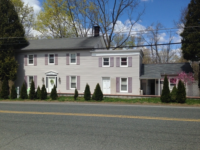 112 Main St in Lebanon, NJ - Foto de edificio