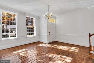 215 Prince St in Alexandria, VA - Building Photo - Building Photo