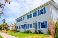 1906 Camino de la Costa in Redondo Beach, CA - Foto de edificio - Building Photo