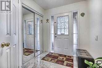 35H View Green Crescent in Toronto, ON - Building Photo - Building Photo