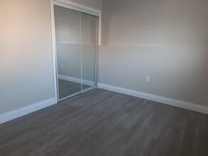 Breton Place Apartments in Sault Ste Marie, ON - Foto de edificio - Building Photo