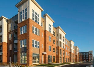 Belmont on Broad Apartments in Richmond, VA - Building Photo - Building Photo