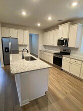 2925 Floating Barque Dr in Santa Fe, TX - Building Photo - Building Photo