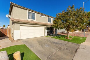 12926 W Willow Ave in El Mirage, AZ - Foto de edificio - Building Photo