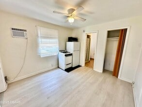 3226 S Atlantic Ave in Daytona Beach, FL - Building Photo - Building Photo