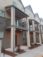 1005 W 6th St, Unit 1 in Chico, CA - Building Photo - Building Photo