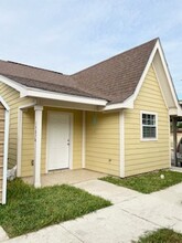 Avalon Garden Homes in Edinburg, TX - Building Photo - Building Photo