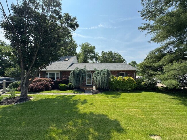 property at 8903 Tudor Ln