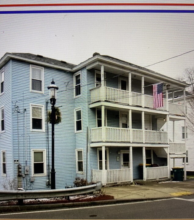 2171 Providence Rd, Unit 1 in Northbridge, MA - Foto de edificio