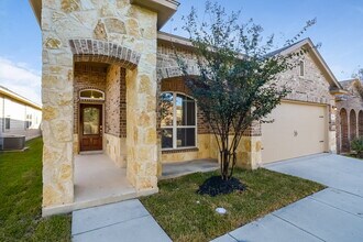 654 Sea Eagle in San Antonio, TX - Building Photo - Building Photo