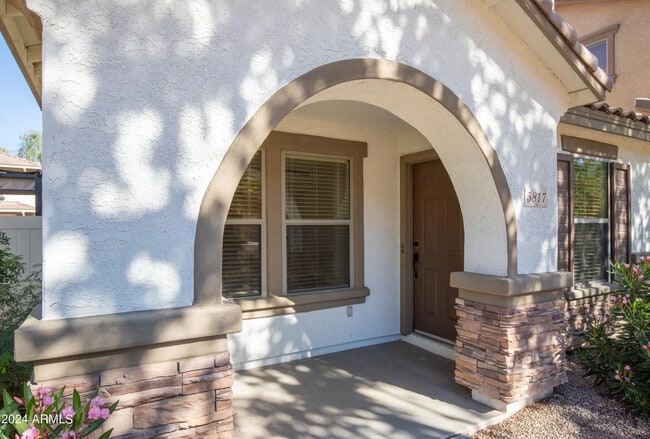 property at 5817 E Hampton Ave
