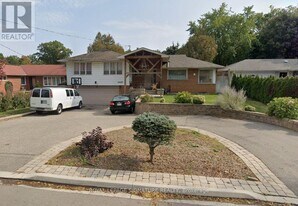 1410 Larchview Trail in Mississauga, ON - Building Photo