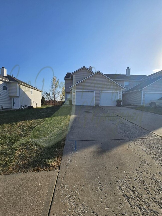 505 NE 1st St in Oak Grove, MO - Building Photo - Building Photo