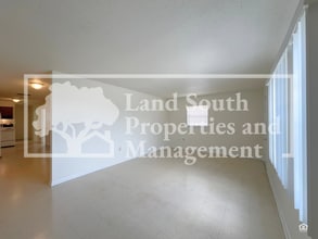 1105 Jewel Ave in Lakeland, FL - Building Photo - Building Photo