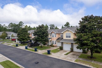 The Cottages at Stoney Creek in Fernandina Beach, FL - Foto de edificio - Building Photo