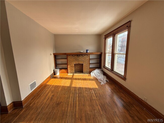 319 Bryant St in Buffalo, NY - Building Photo - Building Photo