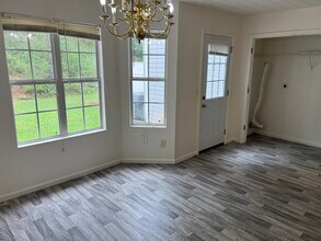 7688 Bernardo Dr in Riverdale, GA - Building Photo - Building Photo