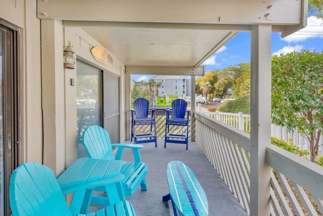 202 Maison Dr in Myrtle Beach, SC - Foto de edificio - Building Photo