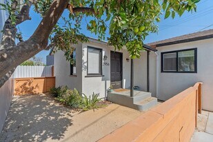 2956 Finch St in Los Angeles, CA - Building Photo