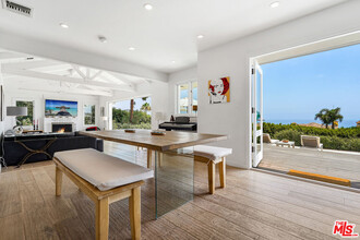 27861 Winding Way in Malibu, CA - Building Photo - Building Photo