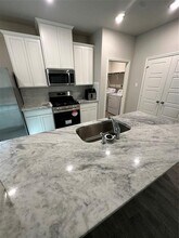 336 Emerald Thicket Ln in Huffman, TX - Foto de edificio - Building Photo