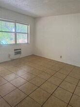 1231 NW 19th Ct in Fort Lauderdale, FL - Building Photo - Building Photo