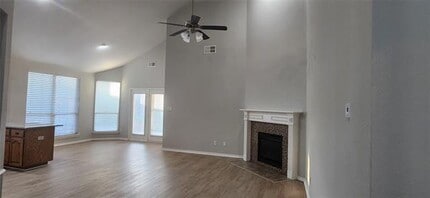 4836 Heber Springs Trail in Fort Worth, TX - Building Photo - Building Photo