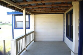 8644 Dustin Dr in Quinlan, TX - Building Photo - Building Photo