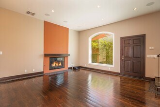 3817 Dover St in Los Angeles, CA - Building Photo - Building Photo