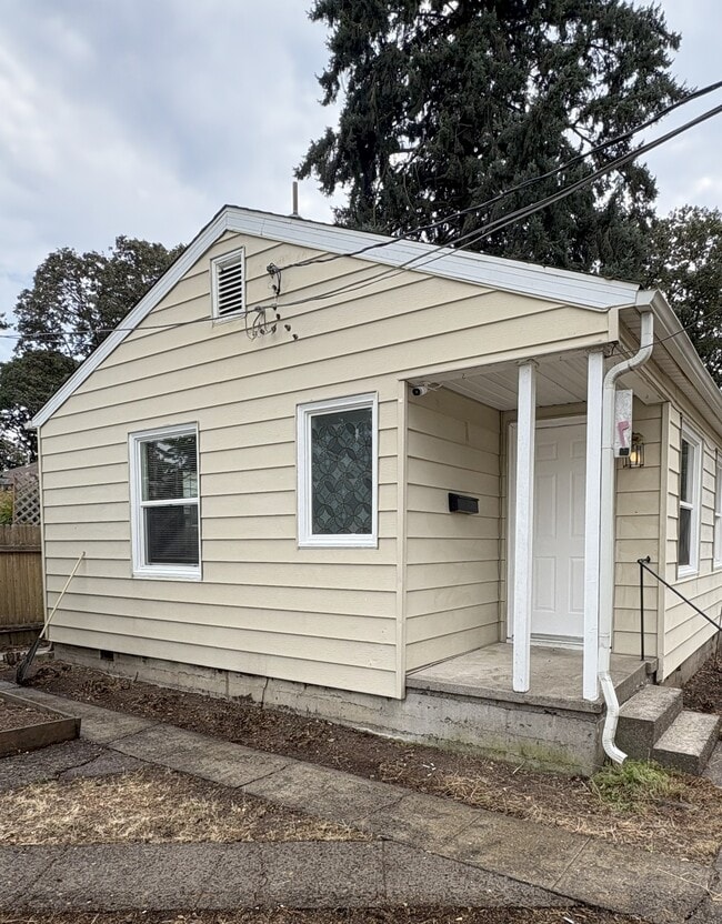 2229 Lee St SE, Unit 2229 Lee St SE