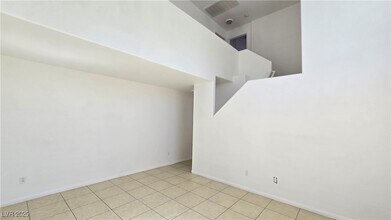 2954 Savers Ct in Las Vegas, NV - Building Photo - Building Photo