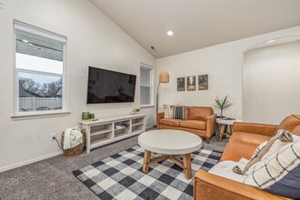 2213 E Elm Grove Dr, Unit SI ID1250652P in Nampa, ID - Foto de edificio - Building Photo
