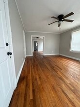 601 N Grove St, Unit C in Marshall, TX - Foto de edificio - Building Photo