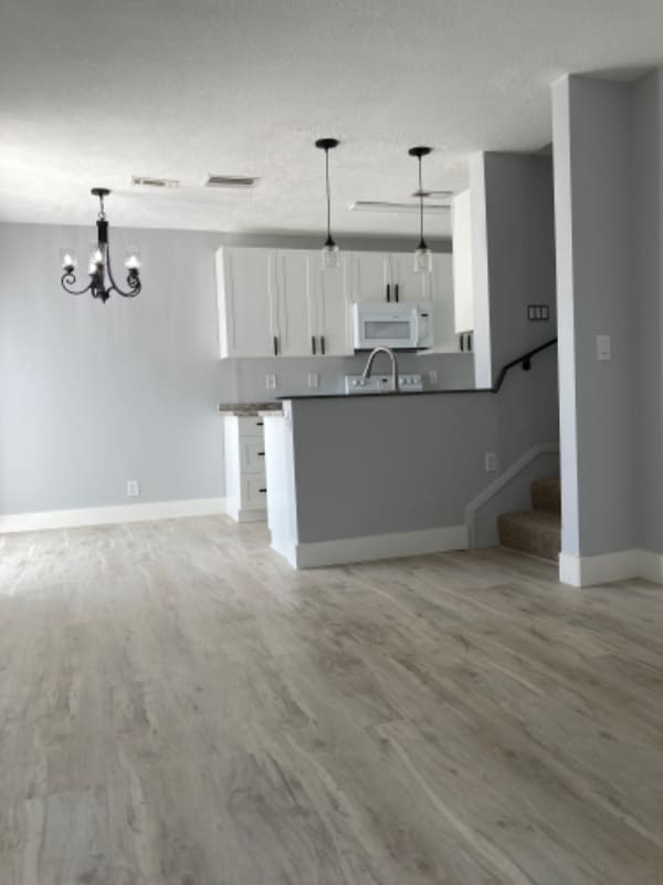 property at 8800 Bardmoor Blvd