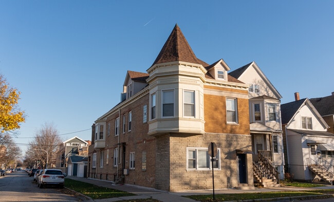 property at 3355 N Troy St