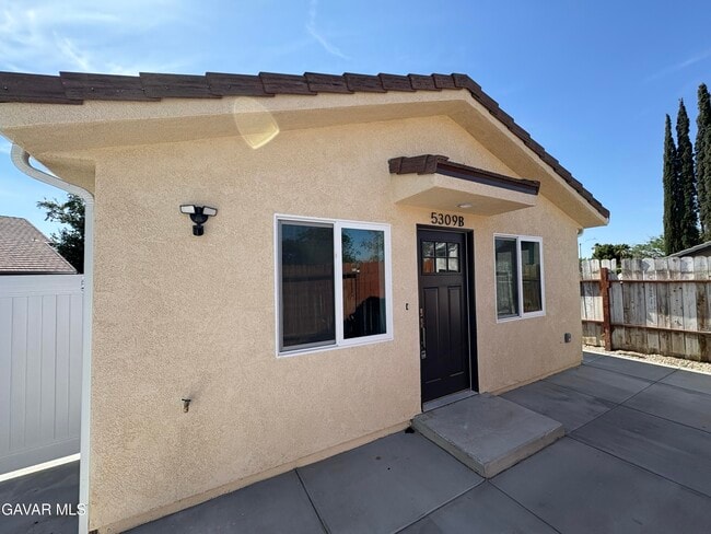 property at 5309 St Laurent Pl
