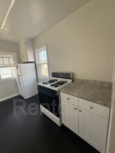 3025 Windsor Ave in Dubuque, IA - Building Photo - Building Photo