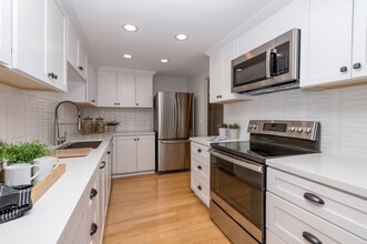 1105 Shady Creek Pl in Danville, CA - Building Photo - Building Photo